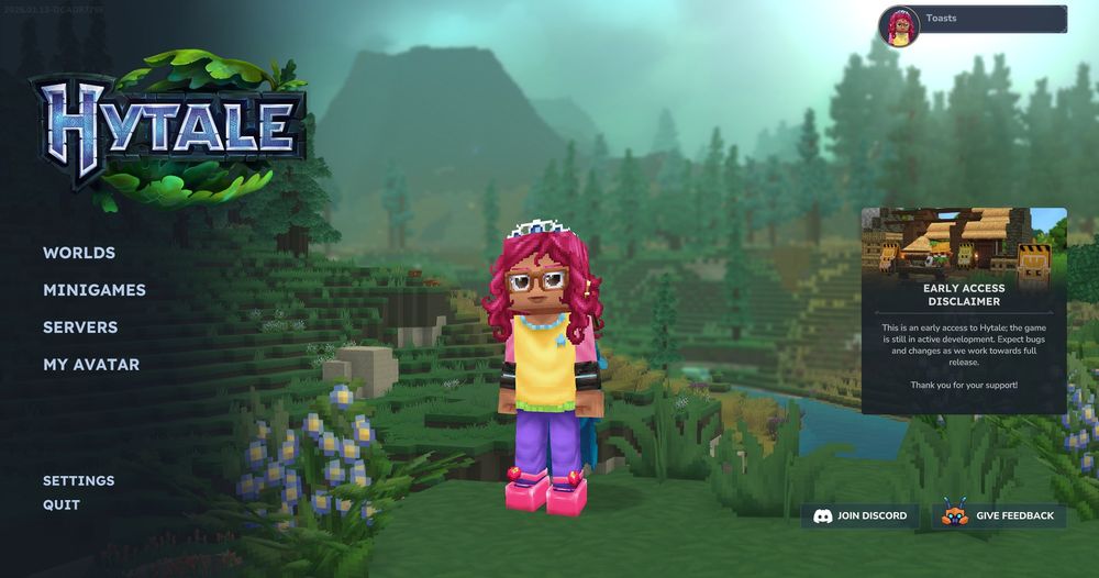 Hytale main menu: left navigation options, center voxel girl with pink hair and crown, forest backdrop; right early-access panel.